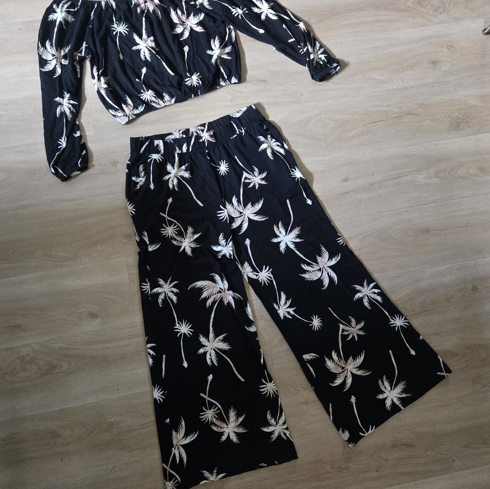 Z Supply Wide Leg Pants